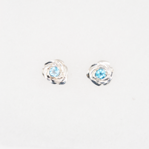 Stud rose with blue cz 2.8g